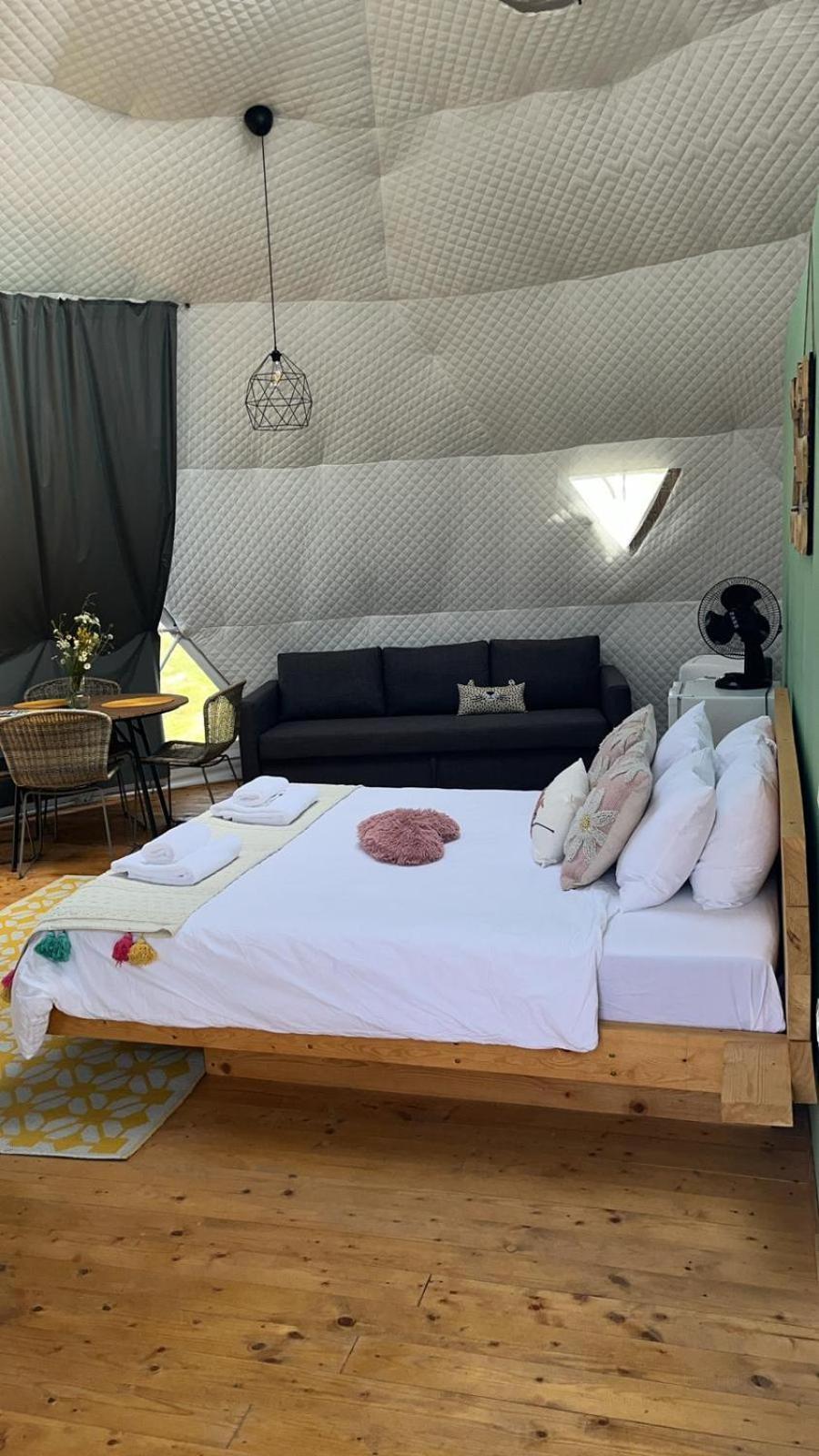 Luxury tent Tranquil Dome - Manta's Retreat Glamping *